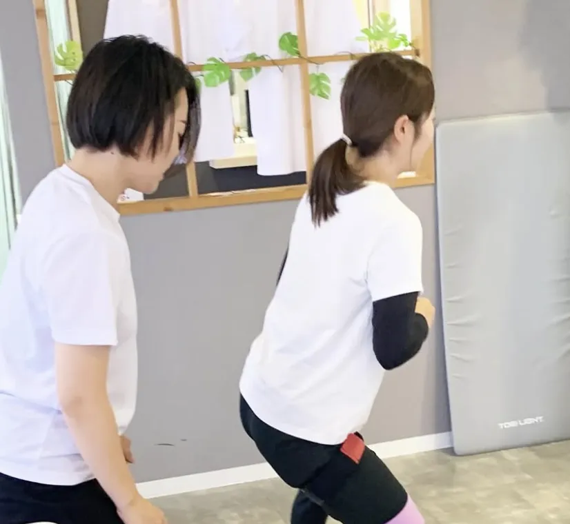 BIPLUSのトレーナー画像